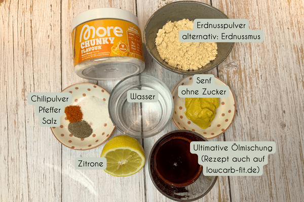 Zutaten für das Erdnussdressing: Chunky Flavour, Erdnusspulver, Gewürze, Wasser, Senf, Zitrone und ultimative Ölmischung